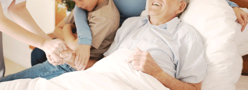 在宅緩和医療 在宅緩和ケア 在宅医療 家族 Palliative-home-Care_family_Yoriko-Clinic